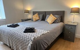 Spacious Ground Floor Suite Comfortably Sleeps Up To Eight
